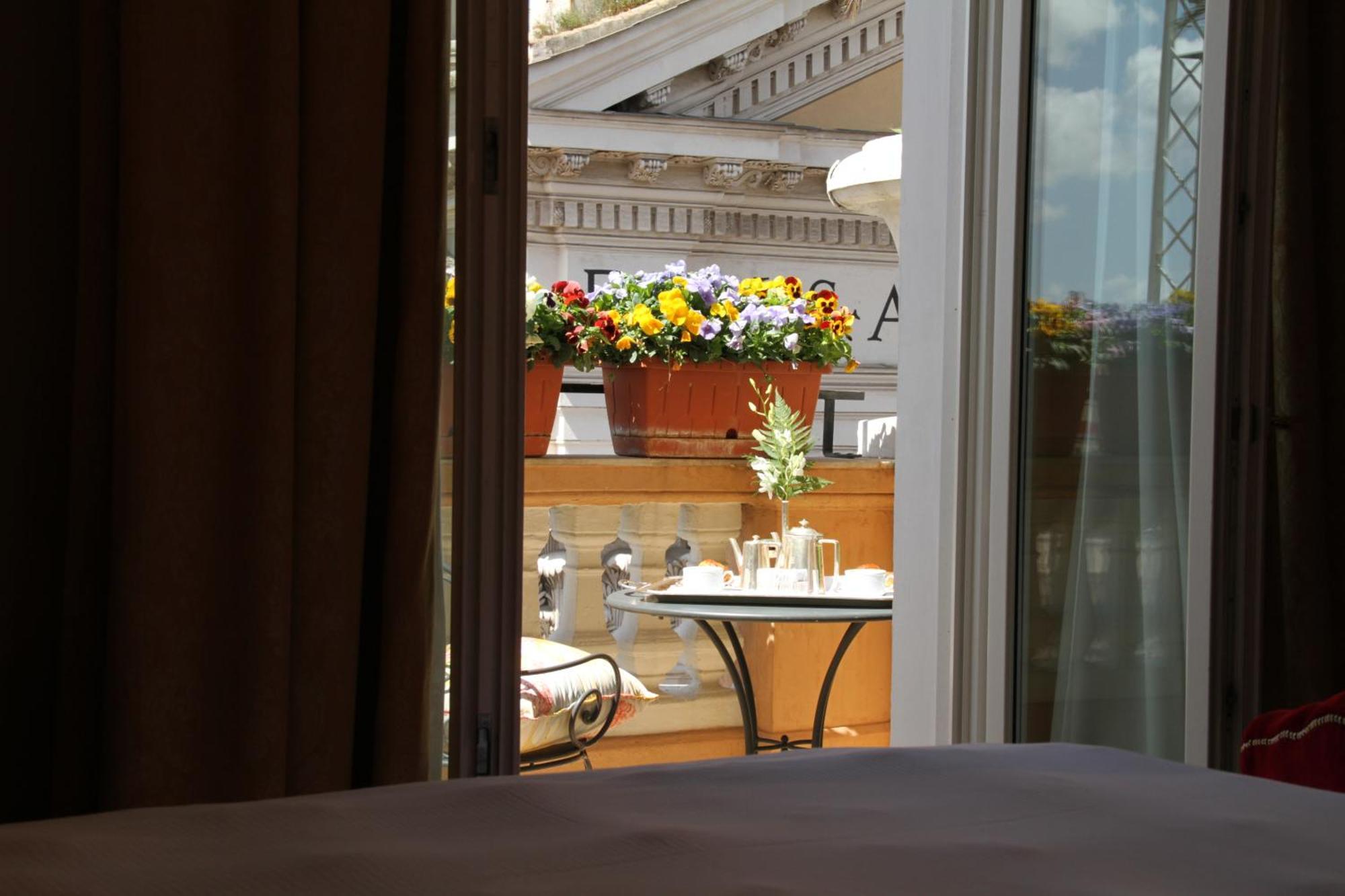 فندق رومافي  فندق غراند بلازا المظهر الخارجي الصورة
